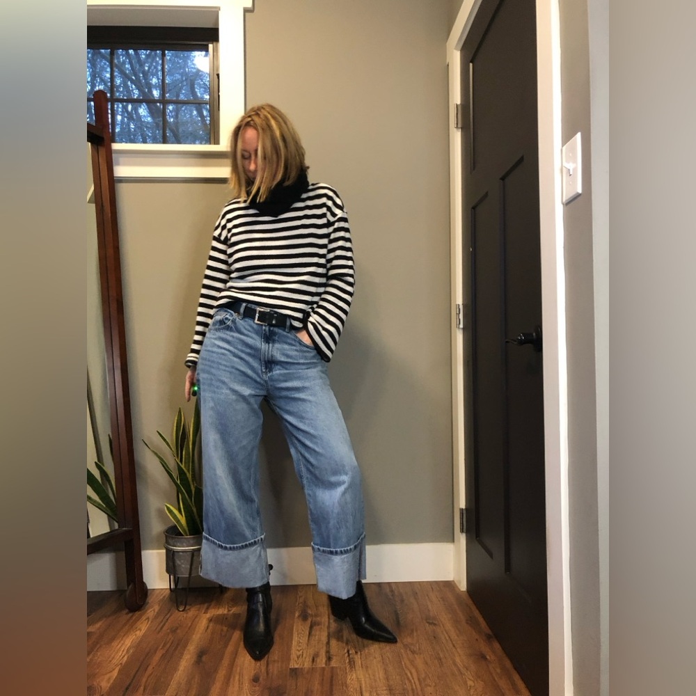 Zara Cuffed Jeans